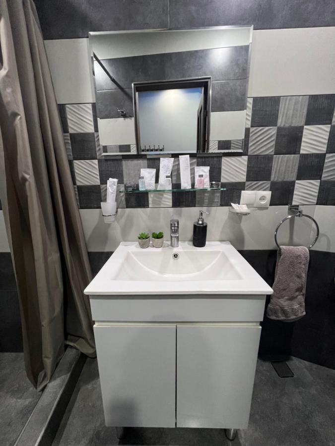 Comfortable Apartment Комфортные Апартаменты Self Check In Erivan Dış mekan fotoğraf